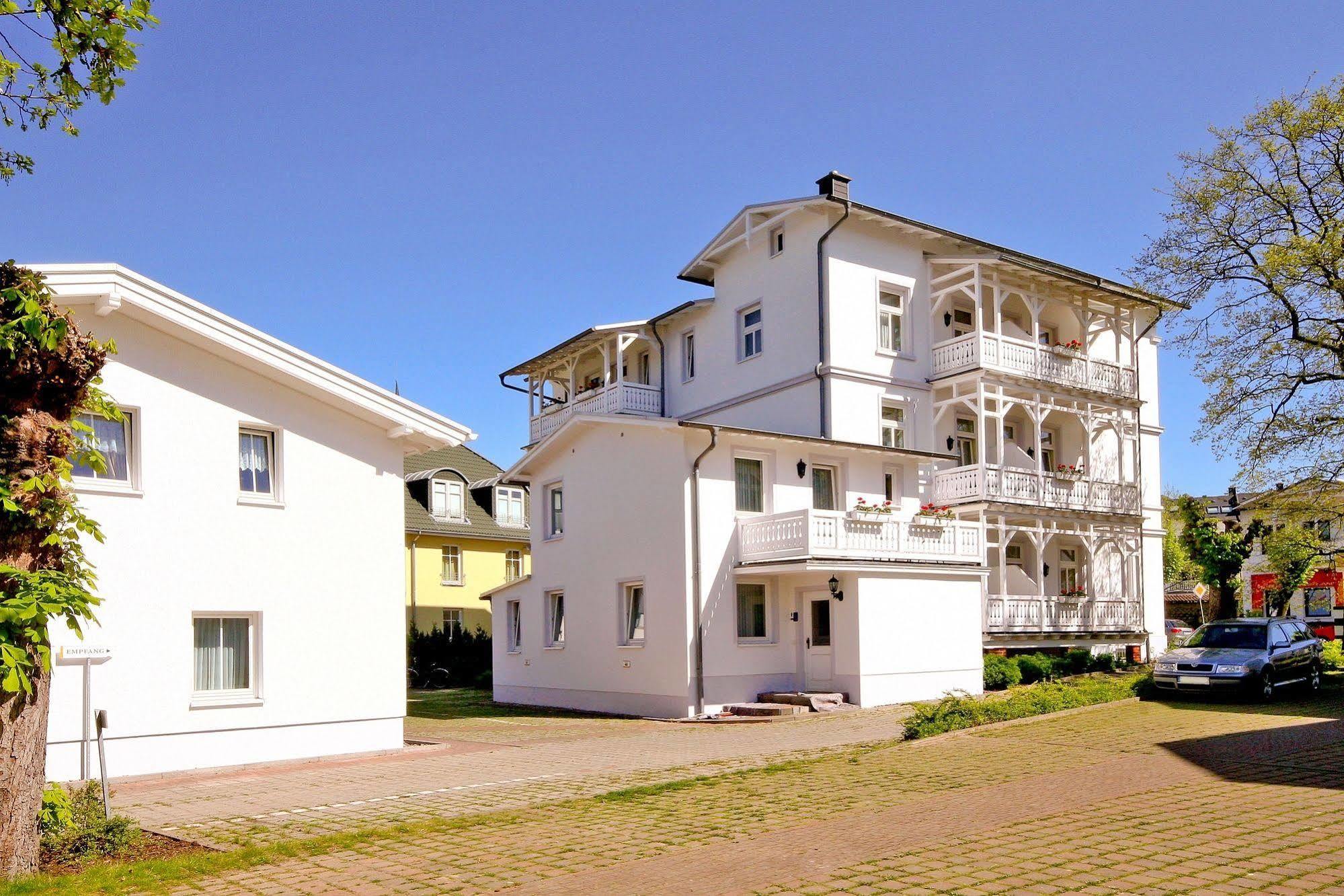 Hotel Garni Getreuer Eckart Binz Exterior photo